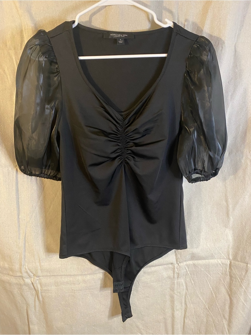Marc New York Black Sheer Puff-Sleeve Ruched V-Neck Bodysuit